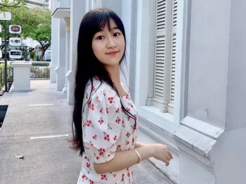 商羽钢琴学校教师王艺陶